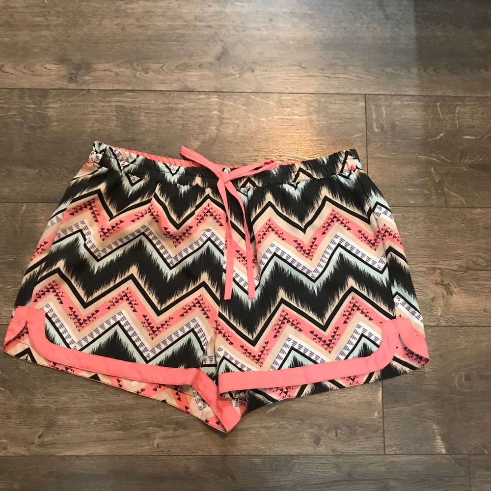 Ultra Flirt Shorts SZ‎ MED